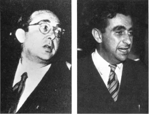 Leo Szilard left and Edward Teller A shaken Szilard had applied for a visa to - фото 30
