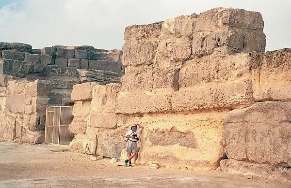 Гигантские каменные блоки храма Сфинкса в Гизе Повидимому сделаны из - фото 270