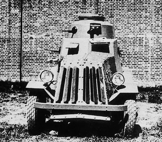 Бронеавтомобиль Д9 вид спереди 1931 год АСКМ ФордТимкен проекта - фото 16