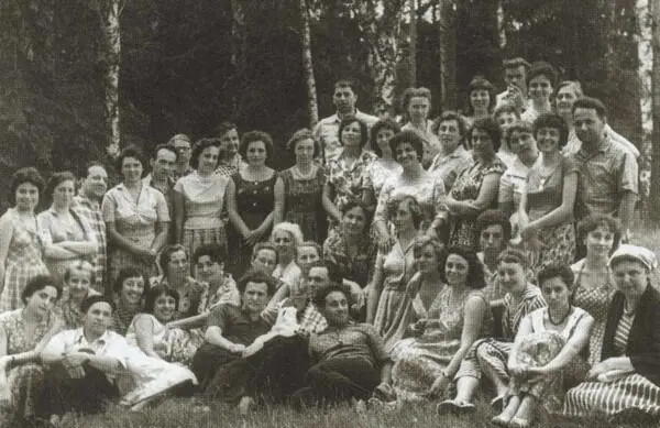 Рождение Новой реальности 1959 г Красный Стан Занятия Студии Э Белютина - фото 15