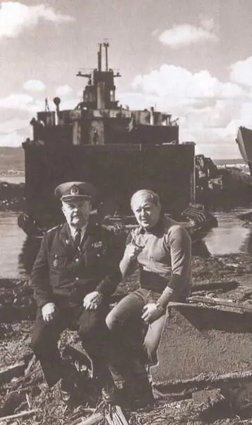 На съемках документального фильма Мурманск198 1979 Кадр из художественного - фото 2