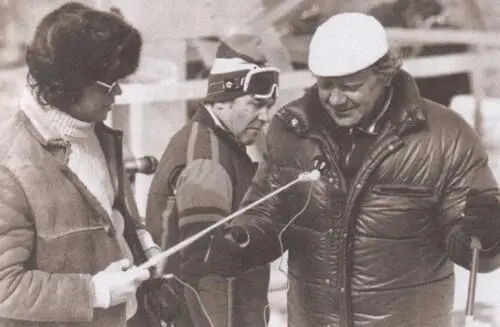 На съемках фильма Миг удачи 1974 Ю Визбор с ветераном советского - фото 27