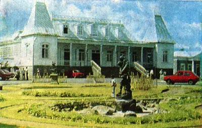 Муниципалитет в Кюрпипе Шествие к храму во время праздника Кавади - фото 17