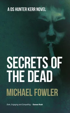 Michael Fowler Secret of the Dead обложка книги