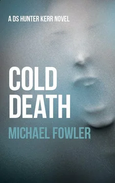 Michael Fowler Cold Death обложка книги