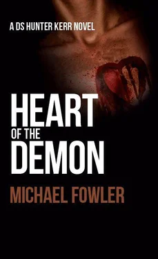 Michael Fowler Heart of the Demon обложка книги