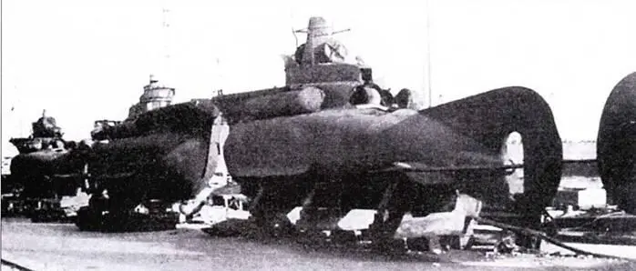 Подводные лодки тип СВ в Таренто СА2 в Бордо 1443 г В маеиюне 1942 - фото 96