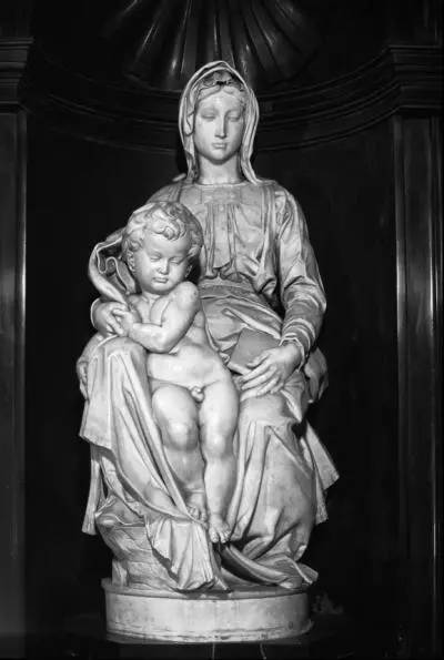 Микеланджело Мадонна из Брюгге 1503 04 Мрамор Высота 1219 см Собор - фото 24