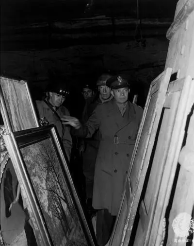 Меркерс Германия 12 апреля 1945 г Генерал Омар Брэдли генераллейтенант - фото 34