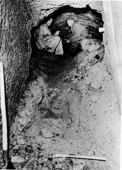 Альтаусзее Австрия 17 мая 1945 г Прибывшие на место 13 мая хранители - фото 41