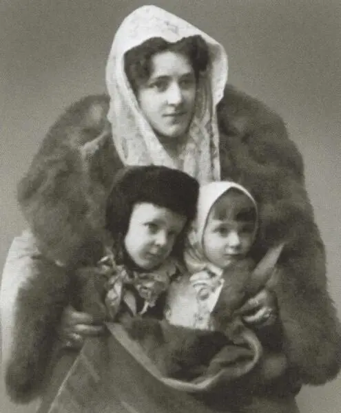 И И Шаляпина с детьми Игорем и Ириной 1900е гг Особняк в 3м Зачатьевском - фото 45