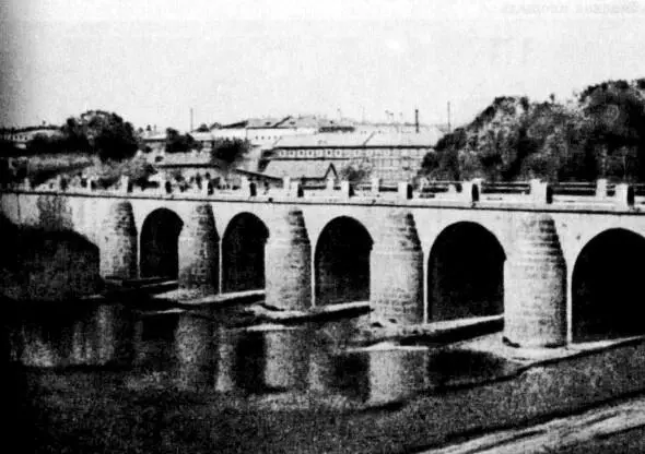 Дворцовый мост на Яузе построенный в 1774 году не сохранился Дом в - фото 37