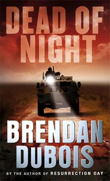 Brendan DuBois Dead of Night обложка книги