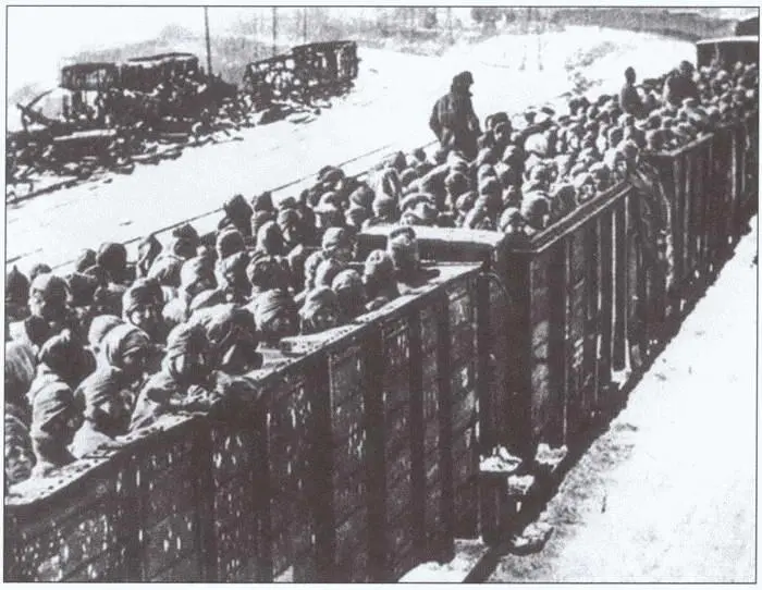Поезд с военнопленными Октябрь 1941 г Землянки военнопленных Тромсё - фото 14