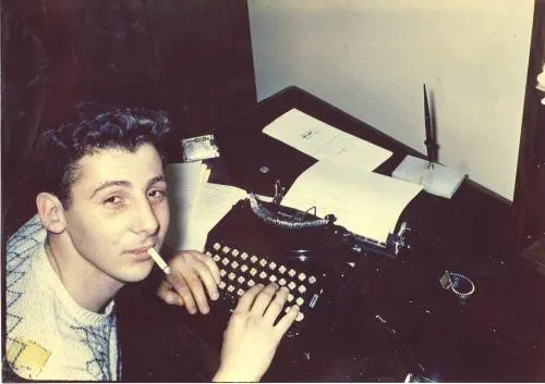 Elkin at a typewriter during college Throughout his time as an undergraduate - фото 13