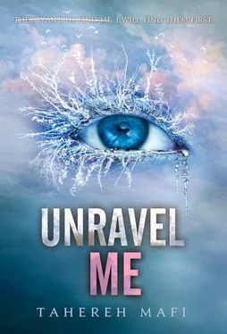 Tahereh Mafi Unravel Me обложка книги