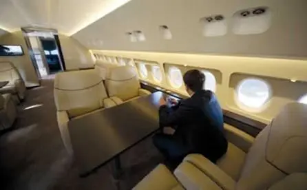Интерьер передней части салона SSJ100 95009 доработанного в версию VIP - фото 18