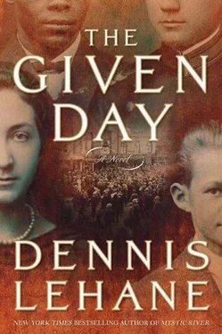 Dennis Lehane The Given Day обложка книги