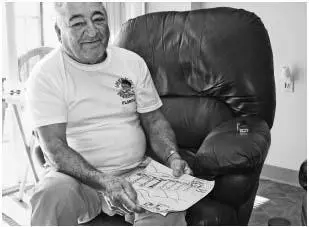 Pedro Vera at his home in Tampa in 2006 Vera is holding a copy of a plan of - фото 29