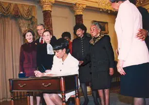 I signed the oath of office with my closest family members looking on Justice - фото 84