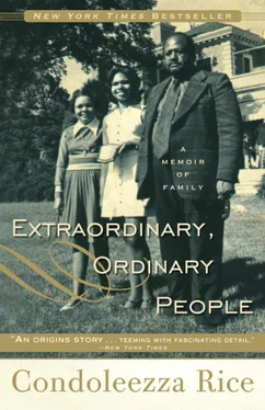 Condoleezza Rice Extraordinary, Ordinary People обложка книги