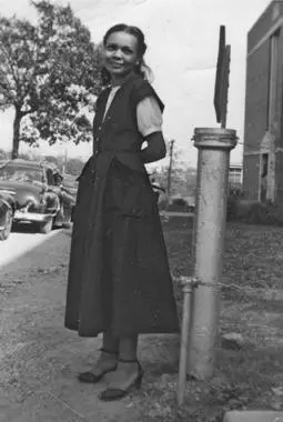 My mothers students remembered her as an extraordinary beauty but also as a - фото 12