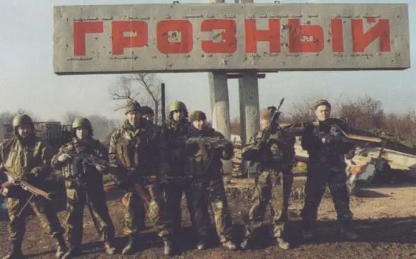 Фотография на память И хорошее настроение Город еще дымится но по - фото 63