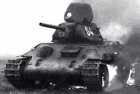 Горящий Т34 Не случайно что до середины 1943 г по данным ремонтных и - фото 59