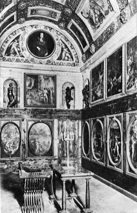 33 The studiolo of the Grand Duke Francesco I in the Palazzo Vecchio built for - фото 35