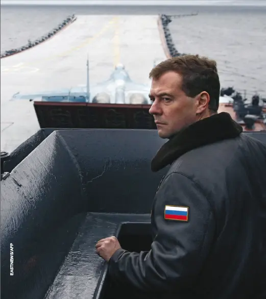 Часть III Рождение посгамериканского мира Пол Крейг Робертс США МЕДВЕДЕВ - фото 21