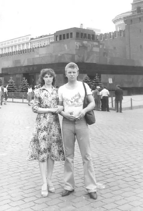 С женой Галиной Таким он приехал в Москву Но Алтай не забывал никогда - фото 41
