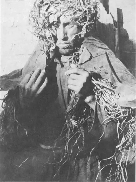 Советский военнопленный в лагере Саласпилс Латвия Осень 1941 г - фото 16