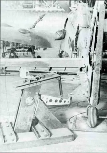 Fw 190А0 в ходе испытаний на прочность На Западном фронте одиночные Fw 190 - фото 118