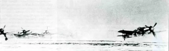 Fw 190А из IJG I на взлете вероятно с аэродрома в Голландии - фото 81
