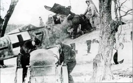 Fw 190A4 вероятно принадлежавший 5JG 51 Восточный фронт зима 1943 года - фото 84