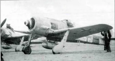 Fw 190А8 из II SturmJG 300 на базе Лебниц конец 1944 года В самолете на - фото 85