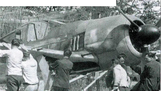 Внешне Fw 190A3 с двигателем BMW НО ID мало отличались от А2 поздних - фото 62