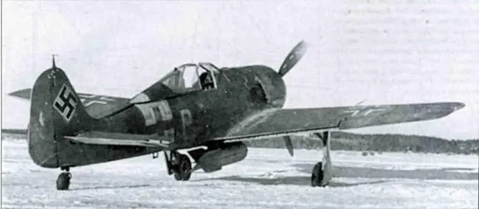 Истребительбомбардировщик Fw 190A4U3 мог брать на наружную подвеску разные - фото 87