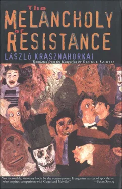 Laszlo Krasznahorkai The Melancholy of Resistance обложка книги