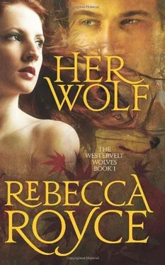 Rebecca Royce Her Wolf обложка книги