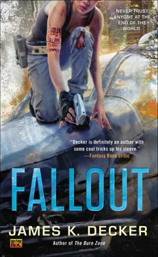 James Decker Fallout обложка книги