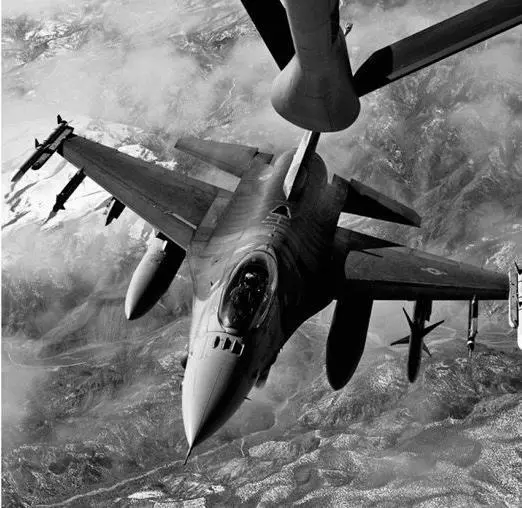 Air refueling is absolutely essential for fighter combat operations as we burn - фото 16