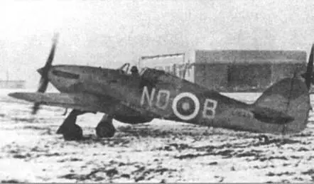 Харрикейн Mk I из 85й эскадрильи Дебден зима 193839 гг Ранний Хоукер - фото 6