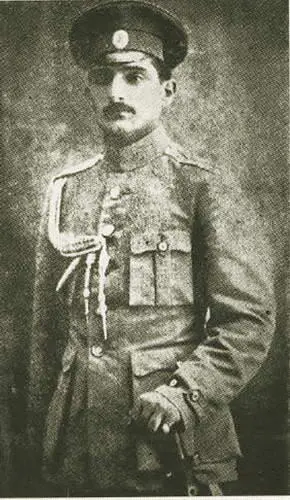 Поручик Р Хаджиев адъютант ЛГ Корнилова 1917 Корнилов в Москве в - фото 48