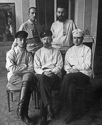 Бунин Мельгунов да мало ли их летописцев красного террора Но интересны и - фото 6