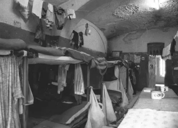 Тюремная камера Телевизоры разрешили в 90х годах Фото И Ковалева Сама - фото 34