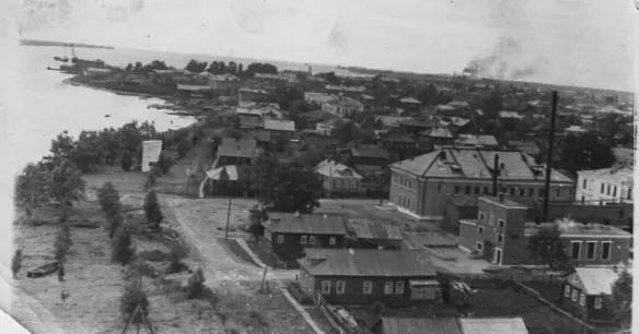 Город Онега Набережная имени моего деда Петра Алексеевича Попова и его дом - фото 53