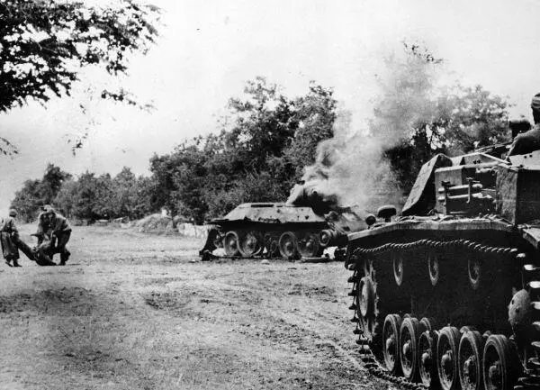 Штурмовое орудие StuG III AusfA из состава моторизованной бригады СС - фото 57