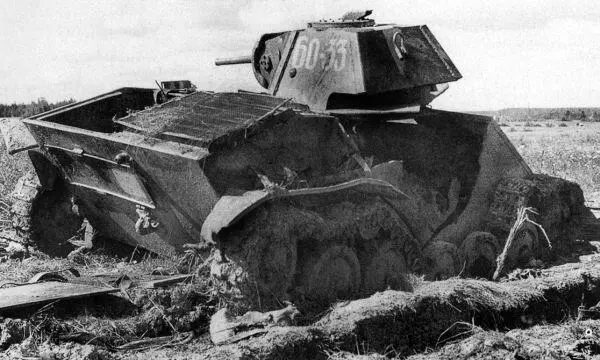 Легкий танк Т70 подбитый на южном фланге Восточного фронта Осень 1942 года - фото 112