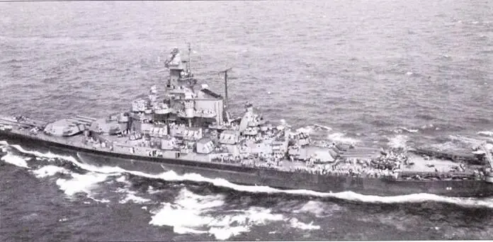 Алабама до перехода на Тихий океан в конце июня 1942 г носила окраску Ms - фото 57